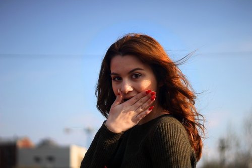 憶測でものを言う人の心理4つ!根拠のないことを言うのはなぜ?