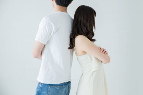 中卒や高卒の彼氏と結婚して後悔したこと5つ|旦那より嫁のほうが高学歴だと何が問題?