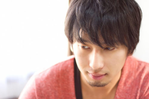 押し付けがましい彼氏の心理5つ|男の圧力が女子を苦しめる