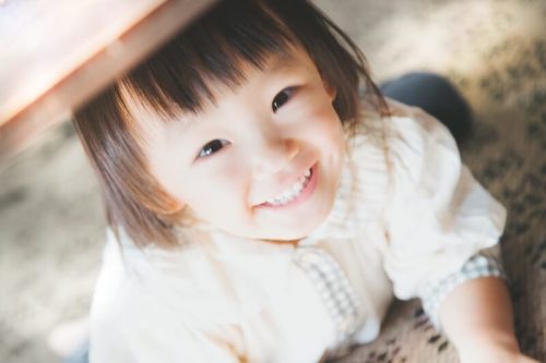 男子のえくぼが大好きな理由!ツンツンしたい
