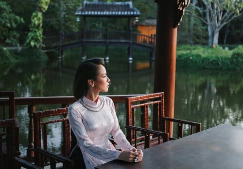 空気が読めない人の末路4つ!【排除される人生】不幸になる?